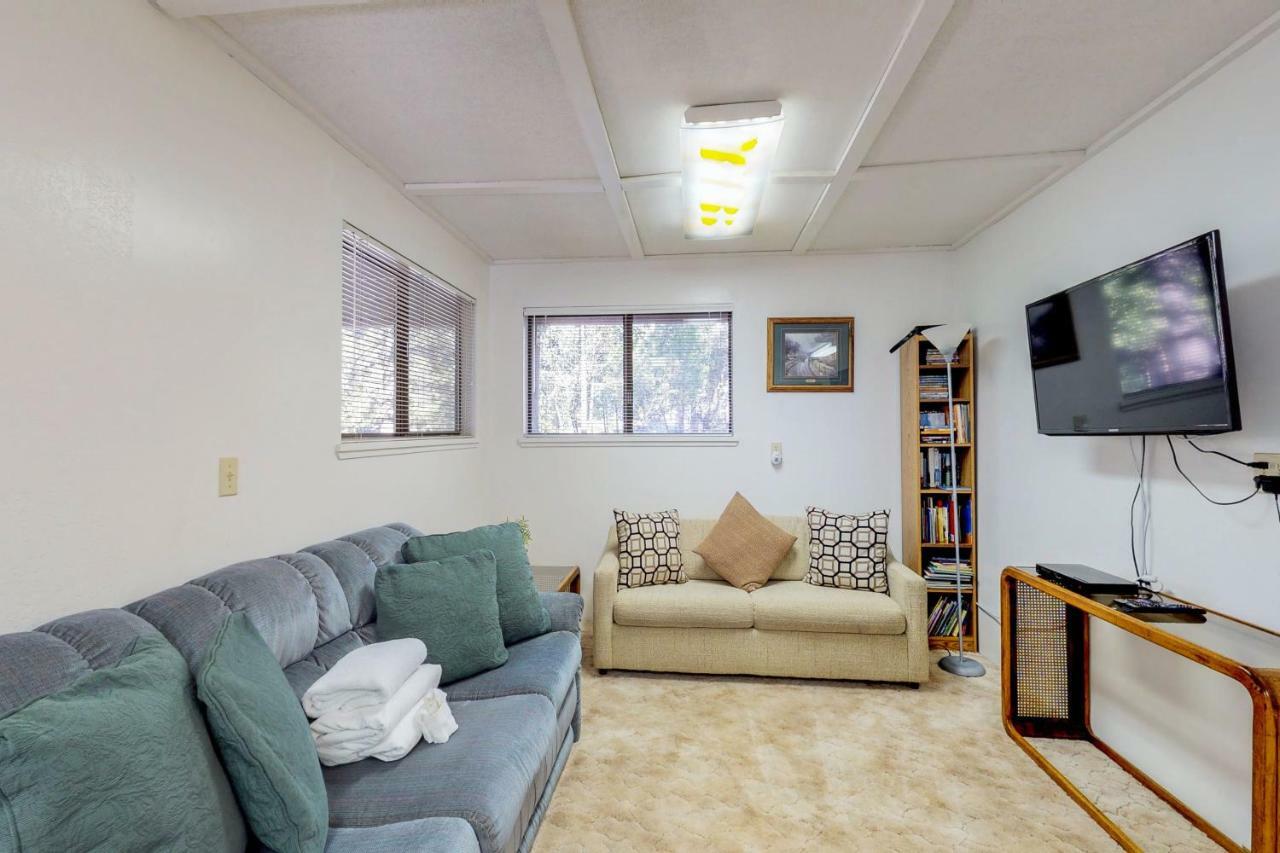 Sunny Pines Villa Гроувланд Екстериор снимка