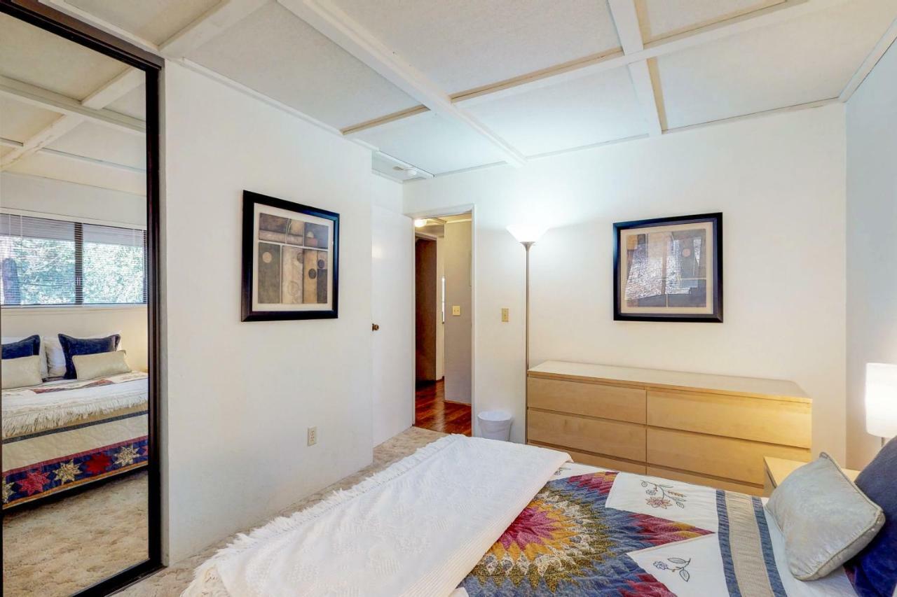 Sunny Pines Villa Гроувланд Екстериор снимка
